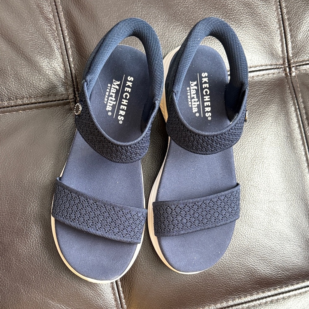 Skechers Navy White Hook-and-Loop Women's Sport Sandals